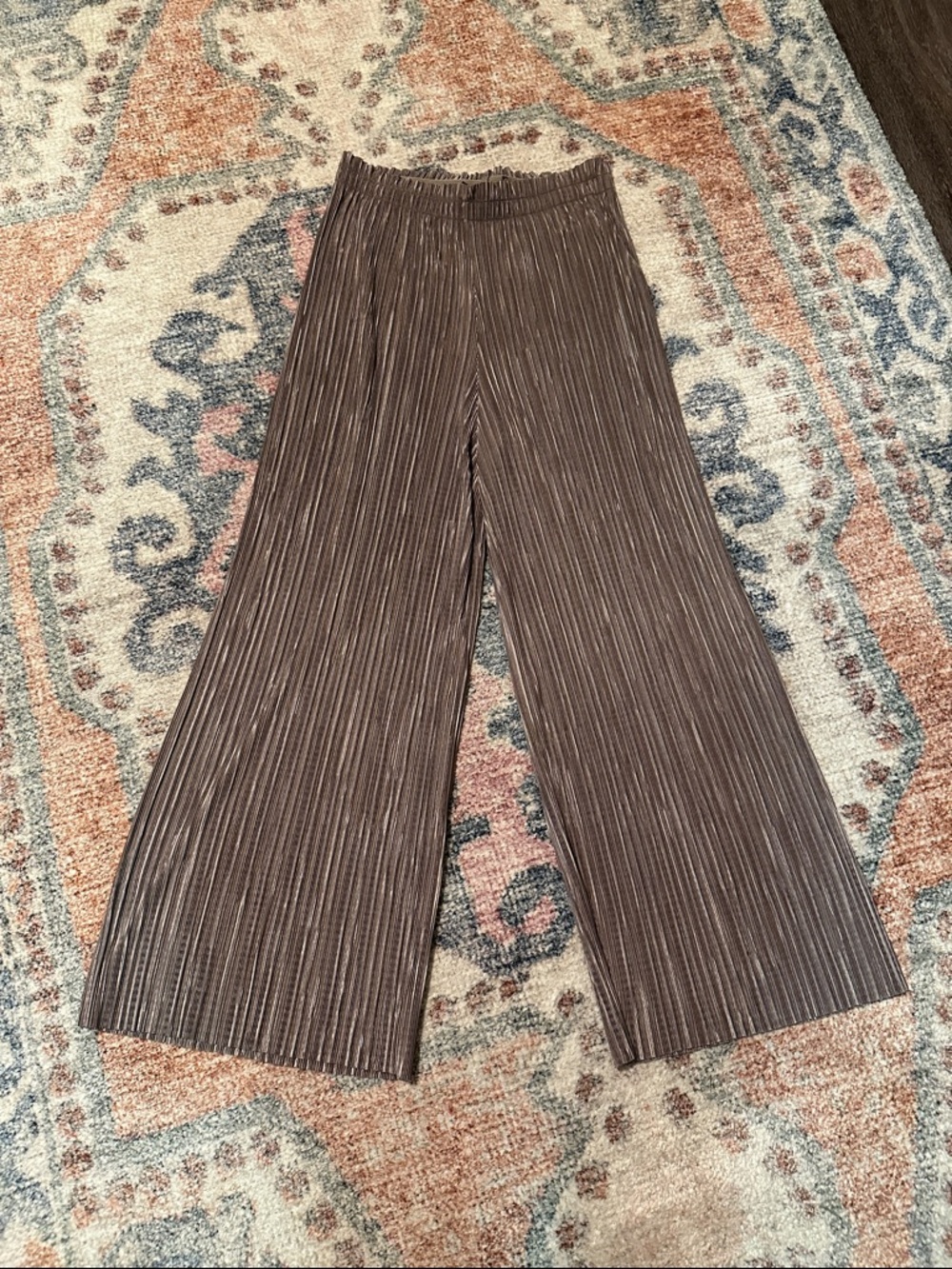 Zara Metallic Pleated Wide-Leg Pants - Taupe Shimmer